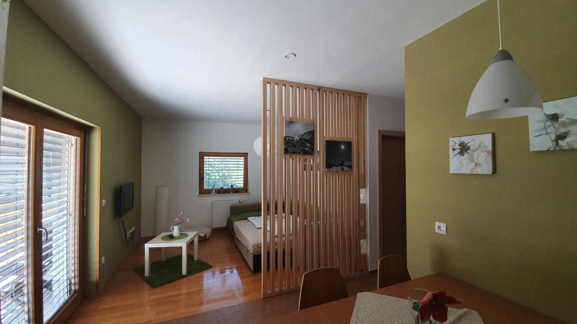 Apartments Tourist Farm Storman With Ev Ch-Station Tržič Eksteriør bilde